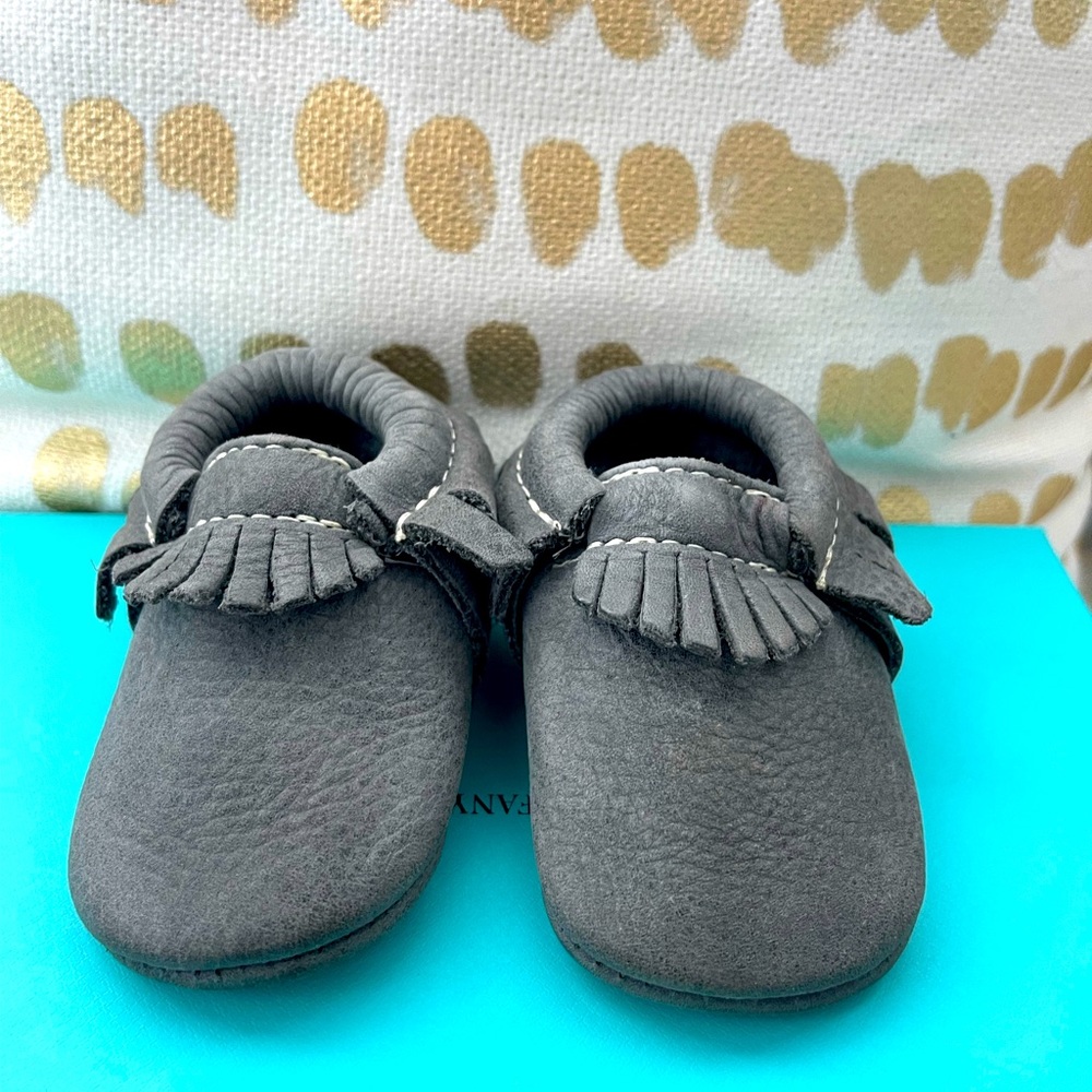 FPK size 2 gray shoes